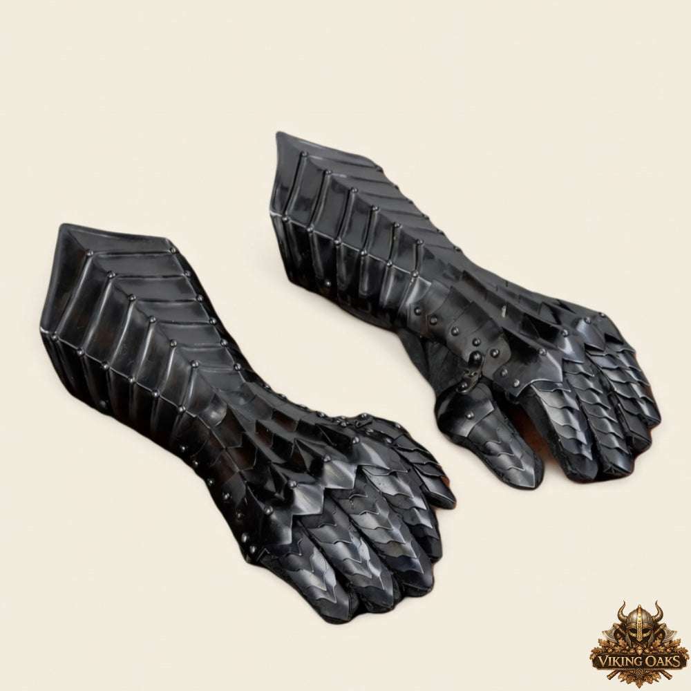 Black Steel Nazgûl Gauntlets for Ringwraith Cosplay